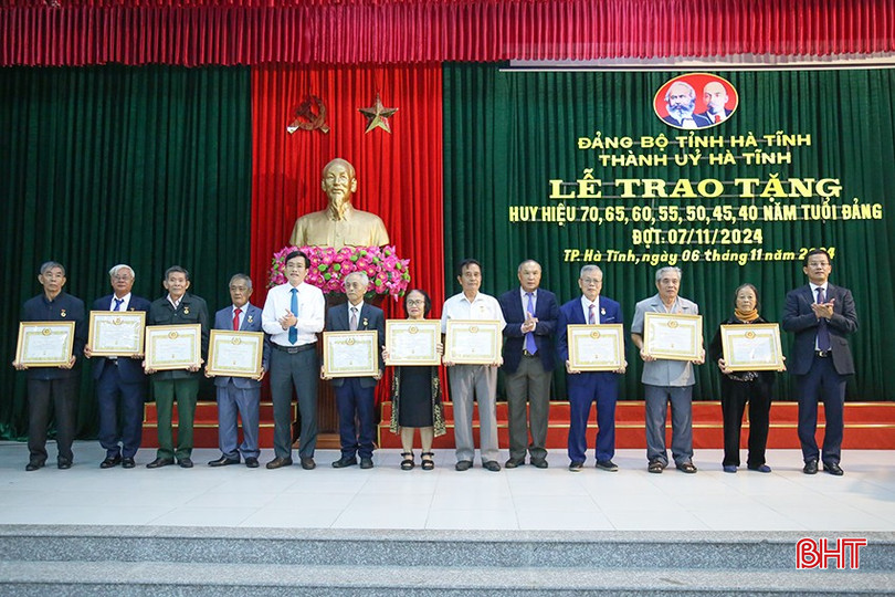 bqbht_br_trao-huy-huyeej.jpg
