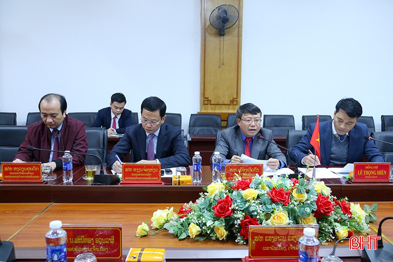 Bí thư Thành ủy Dương Tất Thắng thông tin những kết quả nổi bật về tình hình phát triển KT - XH, đảm bảo QPAN của TP Hà Tĩnh trong năm 2024.