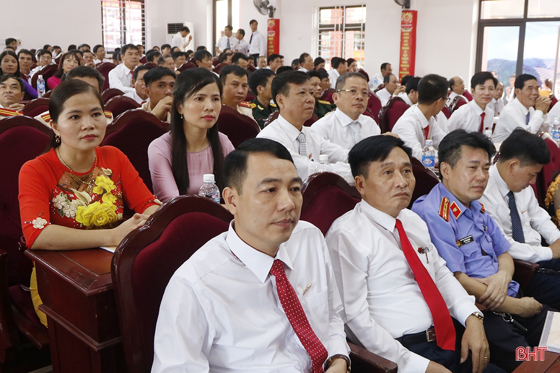 Đại hội Đảng bộ huyện Vũ Quang bầu 34 đồng chí vào Ban Chấp hành nhiệm kỳ 2020 - 2025