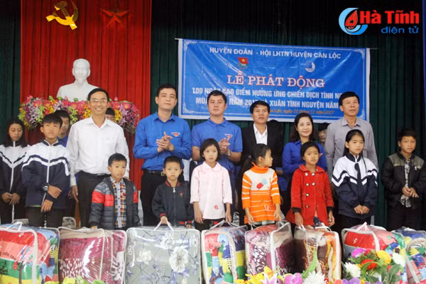 tuoi tre ha tinh noi dai cac hoat dong tinh nguyen mua dong