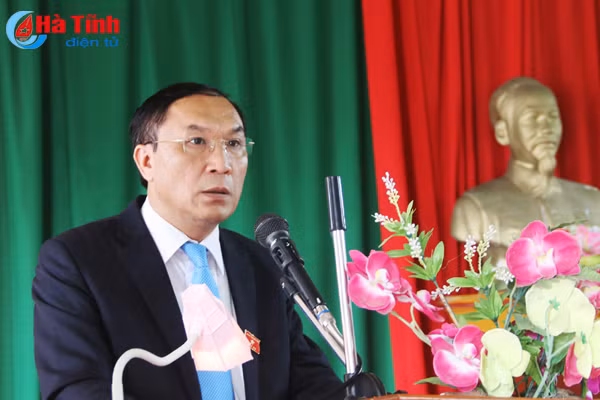 cu tri ban khoan khi chua co ket luan cuoi cung ve giong thien uu 8