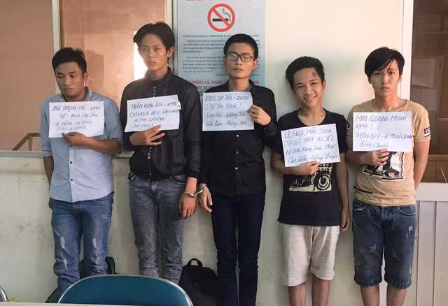 hanh trinh danh sap duong day che tao vu khi cuc lon