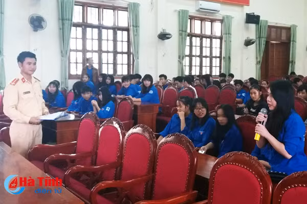 tuoi tre ha tinh noi dai cac hoat dong tinh nguyen mua dong