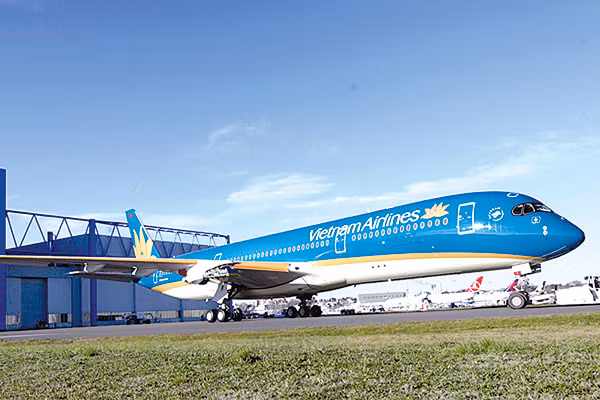 vi sao vietnam airlines ban roi thue lai 4 tau bay a350