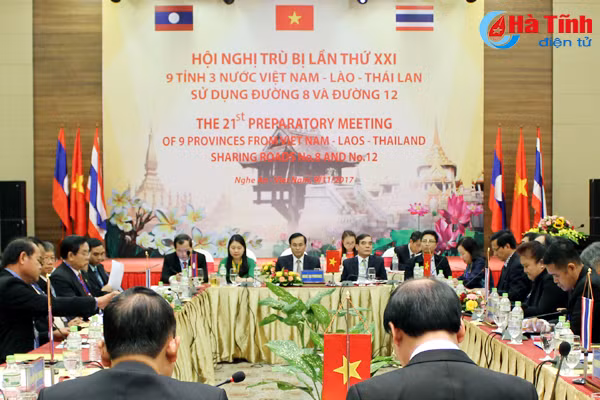 som mo tuyen van tai ha tinh tha khec nakhon phanom bang coc