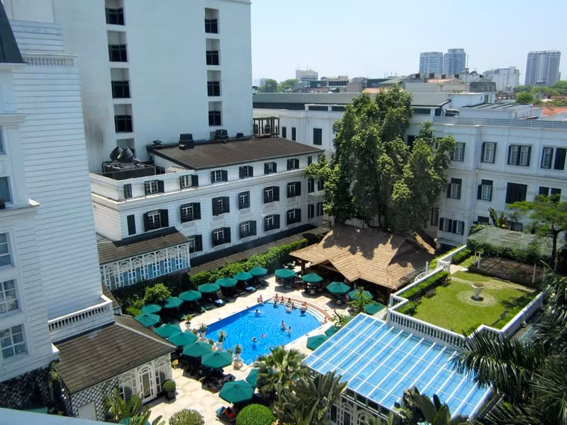 can canh phong tong thong trong khach san metropole