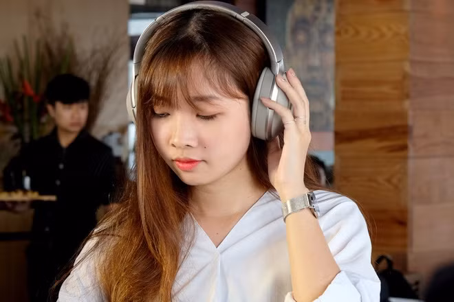 sony ra mat bo 3 tai nghe chong on dong 1000x moi tai viet nam