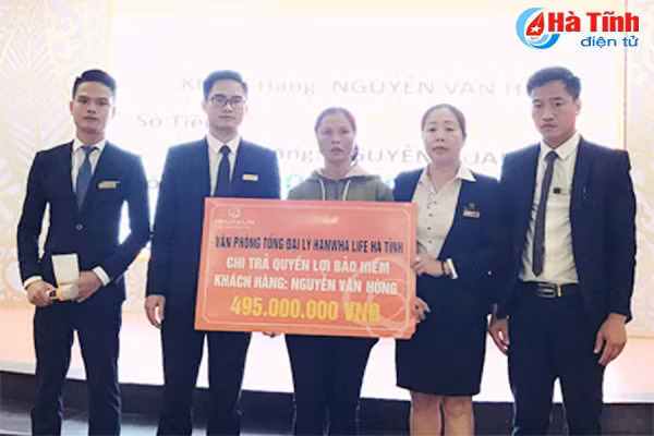 hanwha life chi tra quyen loi bao hiem cho khach hang
