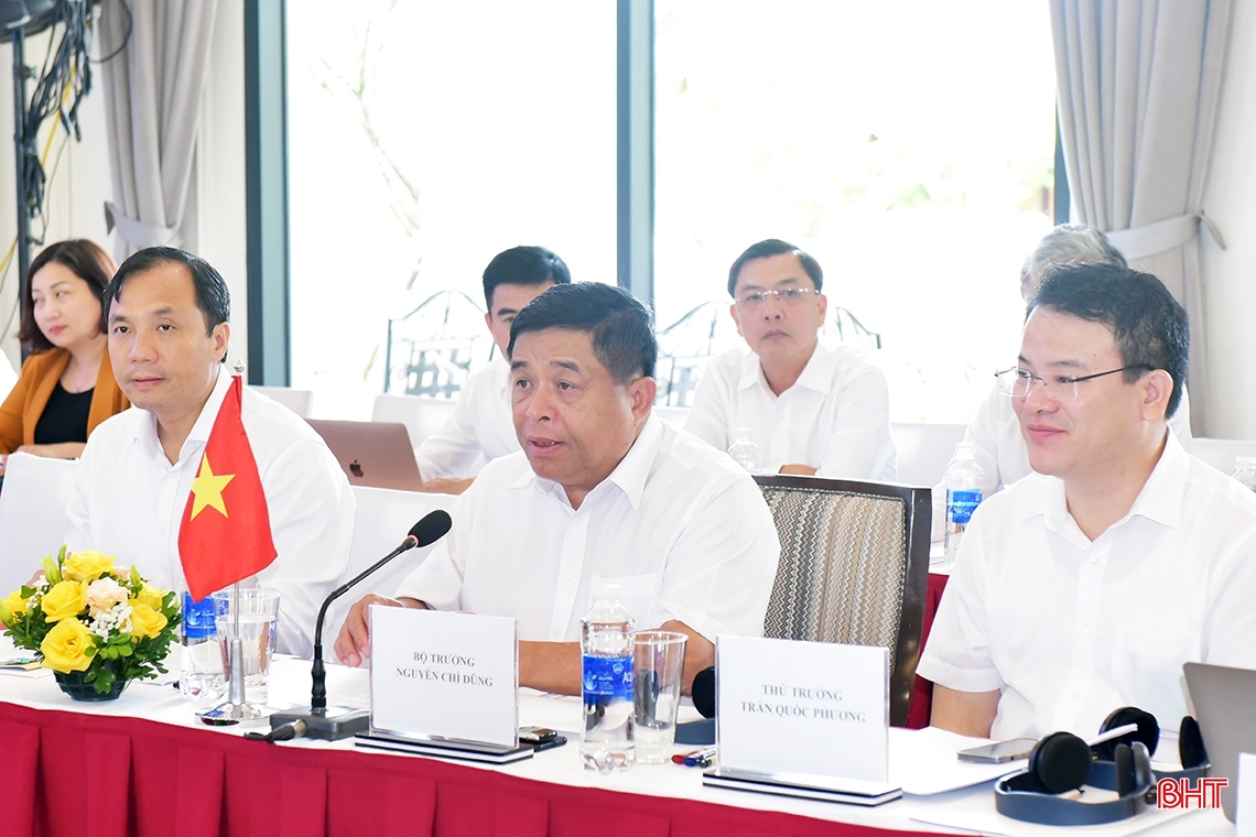 Tiếp tục phát huy hiệu quả các cơ chế hợp tác song phương Việt Nam - Lào