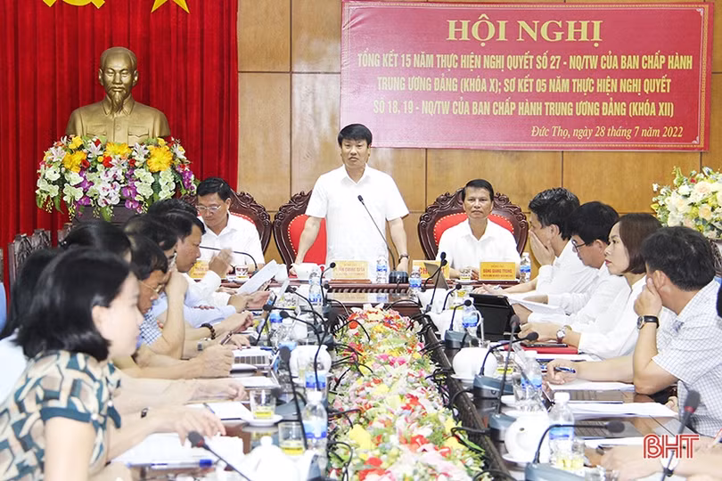 Đức Thọ tổng kết 15 năm thực hiện Nghị quyết 27-NQ/TW và sơ kết 5 năm Nghị quyết 18, 19-NQ/TW