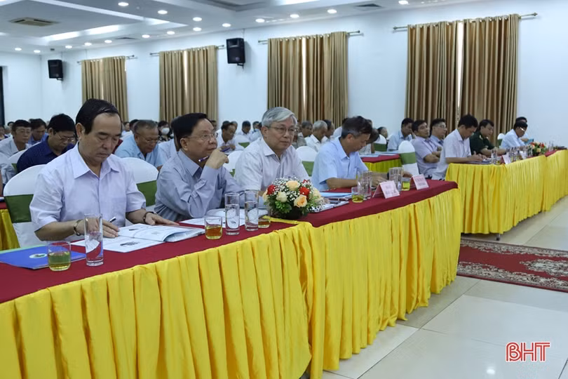 Trang bị kiến thức bảo vệ môi trường, biên giới cho hội viên người cao tuổi 