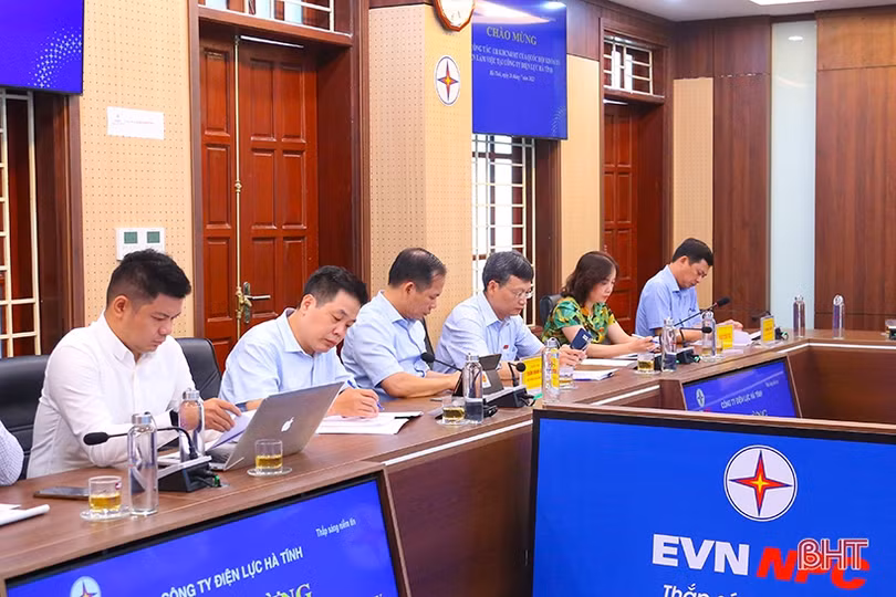 Quốc hội khảo sát Luật Giao dịch điện tử tại Hà Tĩnh