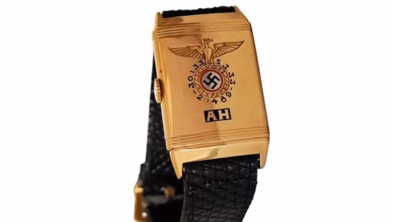 Đồng hồ của Hitler bán đấu giá 1,1 triệu USD