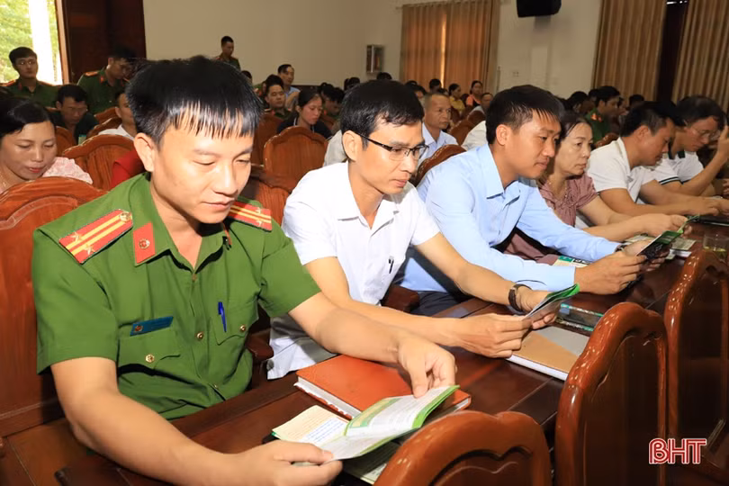 Nâng cao nhận thức về trật tự an toàn giao thông cho lãnh đạo địa phương