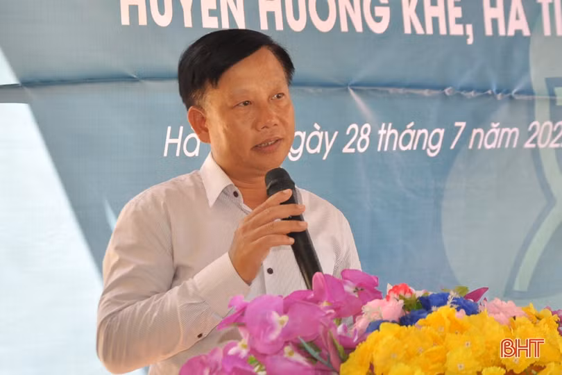 BIDV Hà Tĩnh tài trợ xe cứu thương, thiết bị y tế cho các địa phương