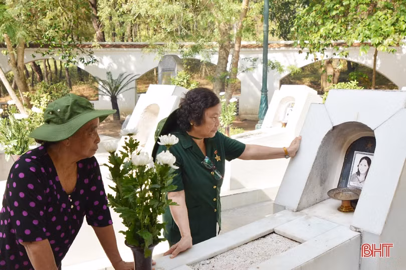 Ngã ba Đồng Lộc - chầm chậm một lối về...