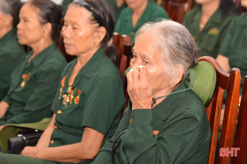 Xúc động cuộc hội ngộ cựu thanh niên xung phong Hà Tĩnh tiêu biểu