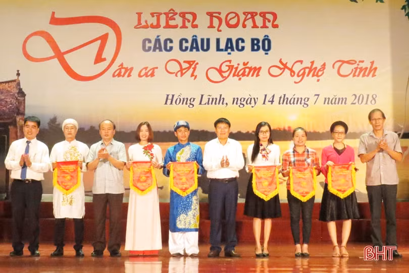 Ấn tượng liên hoan dân ca, ví, giặm Nghệ Tĩnh thị xã Hồng Lĩnh năm 2018