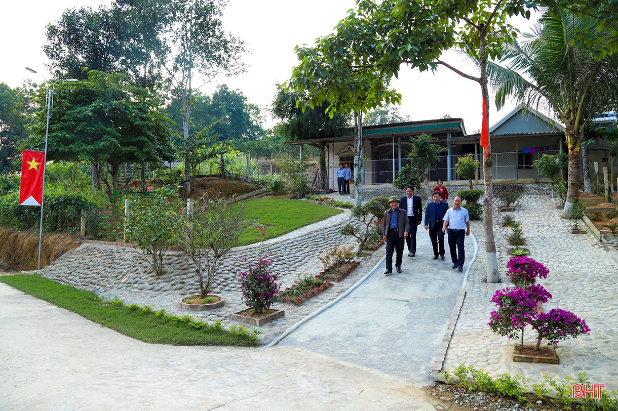 Hương Sơn xây dựng huyện nông thôn mới bền vững, đô thị phát triển