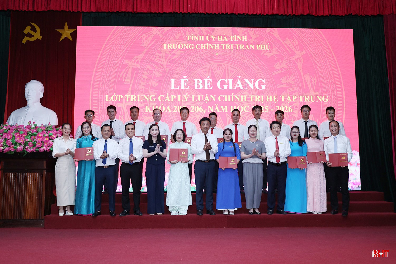 bqbht_br_chinh-tri-2.jpg