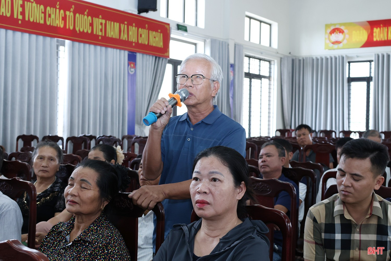 Ông Hoàng Văn Quang (thôn Xuân Viên) mong muốn sớm bàn giao hệ thống điện do Hợp tác xã Dịch vụ Điện Xuân Viên quản lý cho ngành điện tiếp nhận, vận hành.