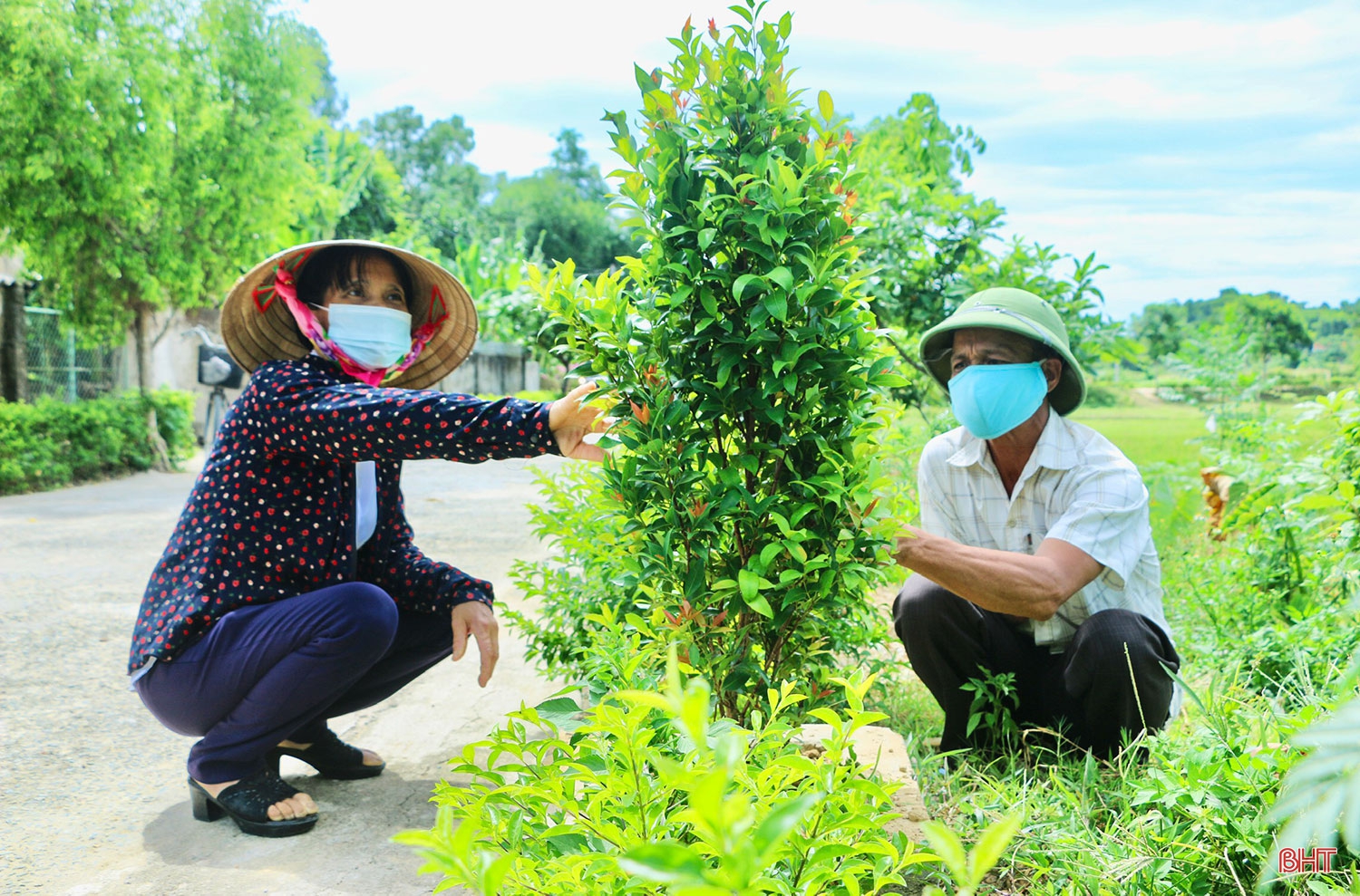 Người phụ nữ miền sơn cước Hà Tĩnh gần 20 năm “gánh” việc làng