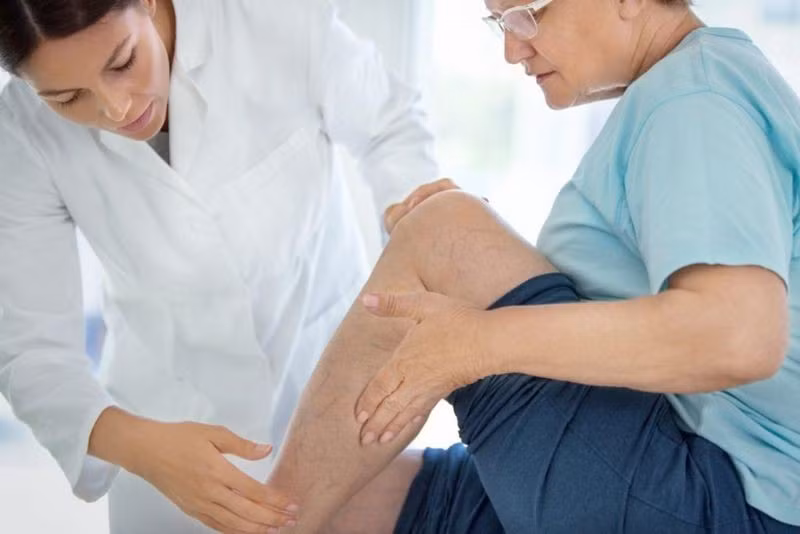 10 dấu hiệu của bệnh thoát vị đĩa đệm