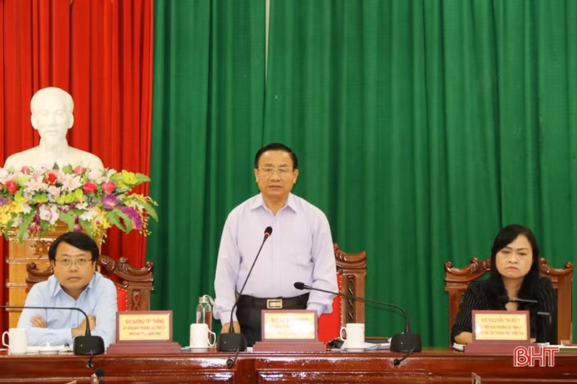 Thanh tra kỹ, kịp thời các nội dung liên quan đến kiến nghị của tiểu thương chợ Kỳ Anh