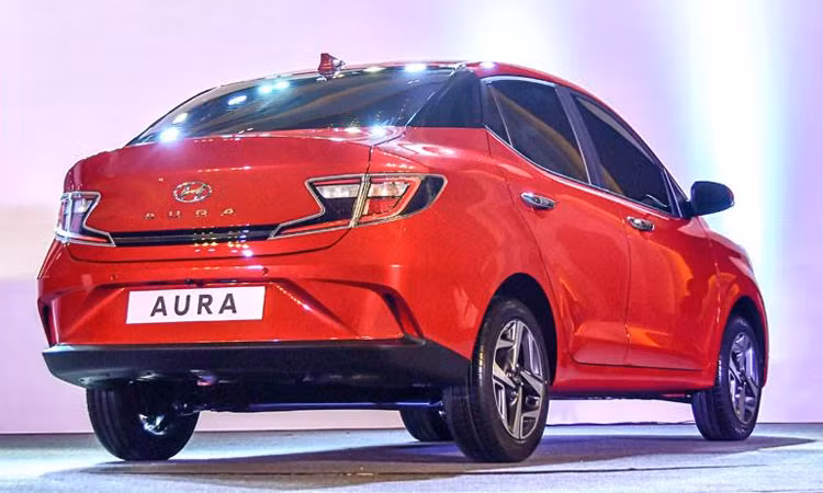 Hyundai Aura - xe sedan song sinh với i10 ra mắt ảnh 2 Hyundai Aura - xe sedan song sinh với i10 ra mắt