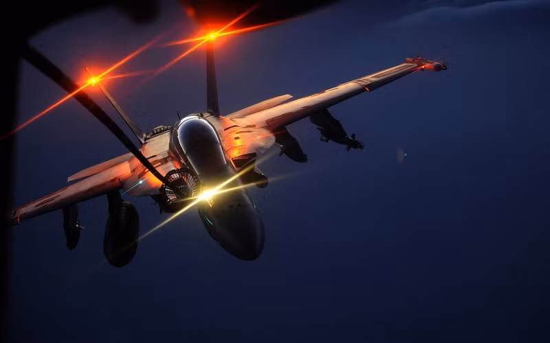 Nữ phi công F/A-18F Mỹ kể về lần đầu không kích khủng bố IS