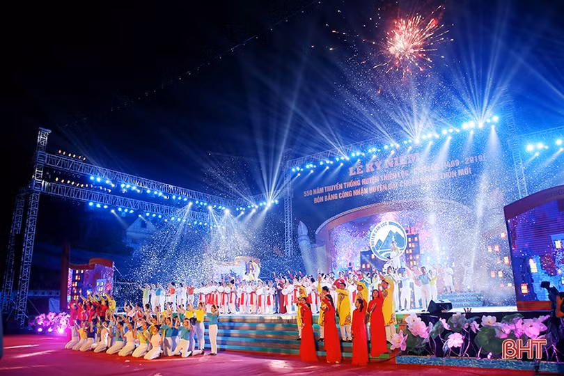 Lắng đọng chương trình nghệ thuật “Linh khí Sông Nghèn”