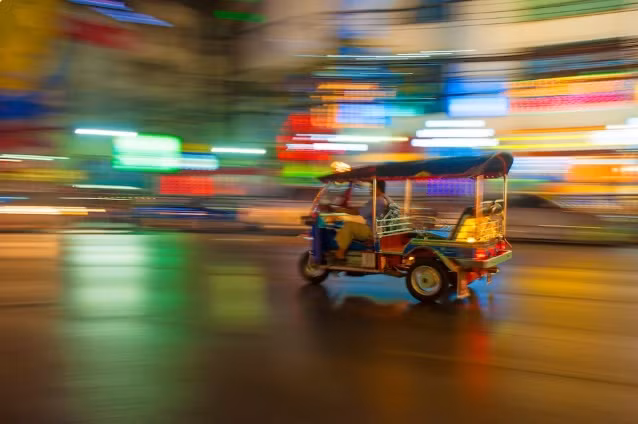 10 khu chợ đêm nổi tiếng nhất thế giới