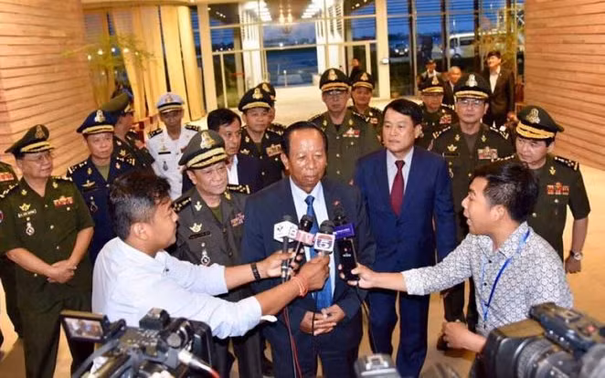 Bộ trưởng Campuchia đòi Thủ tướng Singapore cải chính về quân đội Việt Nam