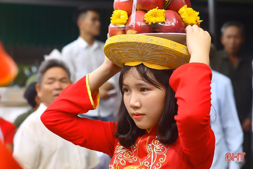 Tưng bừng lễ rước tại hội đền Chiêu Trưng Đại vương năm 2019