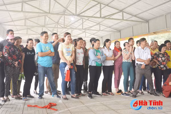 Độc đáo môn đẩy gậy tại Lễ hội Giỗ Tổ Hùng Vương năm 2018