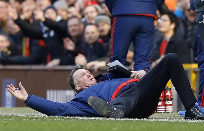 hlv van gaal co the dan dat arsenal