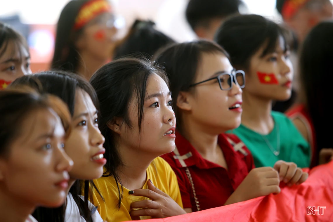 Tiếc thật nhiều, nhưng tin cũng thật nhiều!
