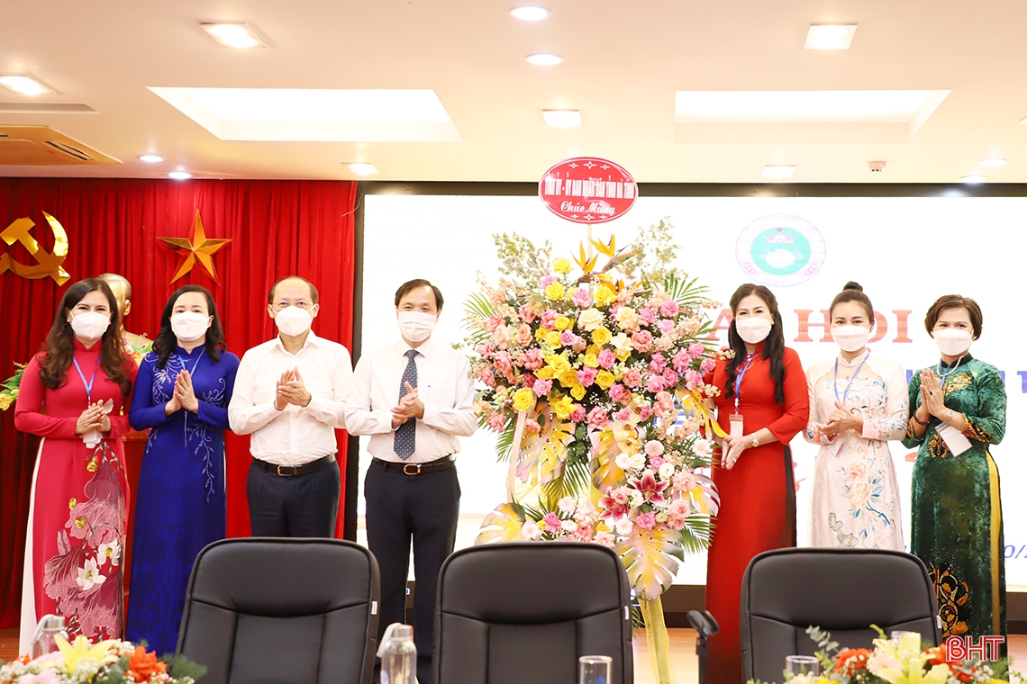Hiệp hội Nữ doanh nhân Hà Tĩnh phải thể hiện rõ tinh thần đoàn kết, hợp tác, phát triển