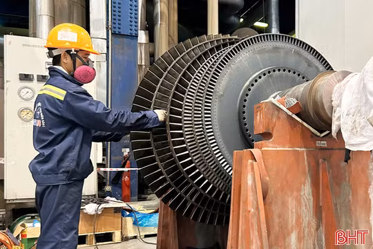 Nhà máy Nhiệt điện Vũng Áng 1 nỗ lực thực hiện “mục tiêu kép”