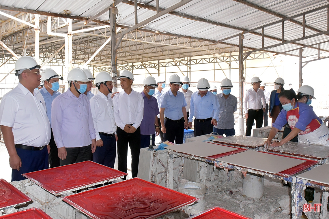 Lãnh đạo Hà Tĩnh thăm dự án thủy lợi Việt Nam đầu tư tại Lào