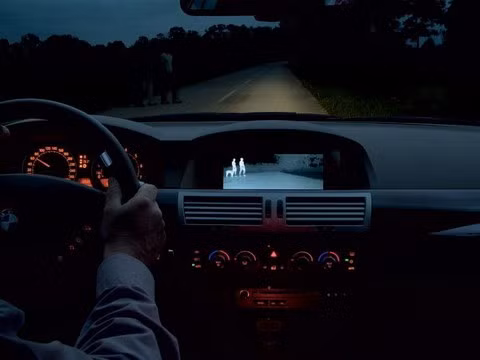 Công nghệ Night Vision của BMW.