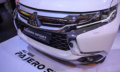 pajero sport the he moi gia tu 1 4 ty dong tai viet nam