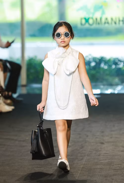 nhung sac mau ruc ro cua thoi trang viet 2016