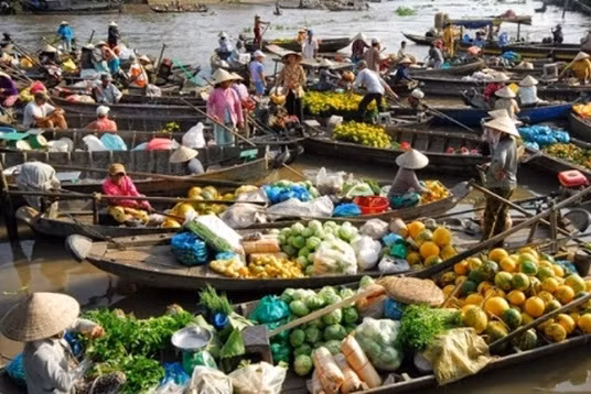 kham pha an giang mua nuoc noi