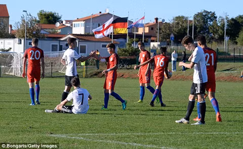 u17 anh gay soc khi thang u17 duc voi ti so 8 1