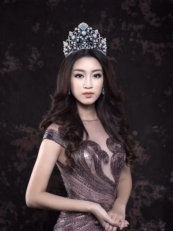 hoa hau do my linh cuon hut voi hinh anh yeu kieu