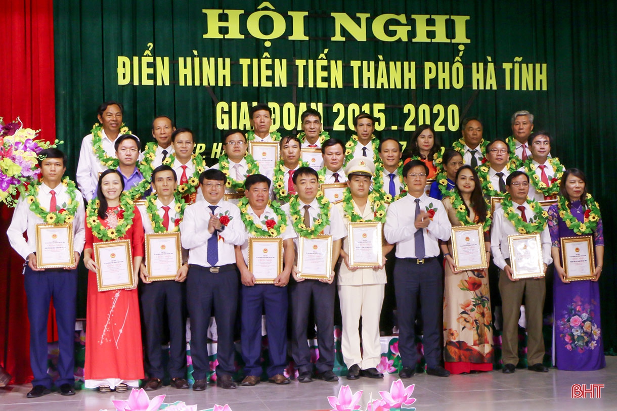 Vững nền tảng, chắc tương lai, xây dựng thành phố Hà Tĩnh thành một trong những đô thị trung tâm vùng Bắc Trung Bộ