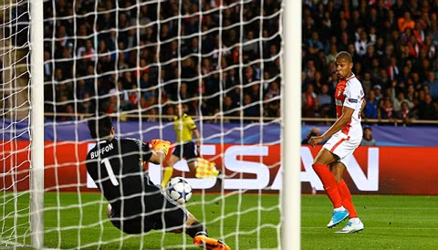 higuain lap cu dup juventus nem monaco tro lai mat dat