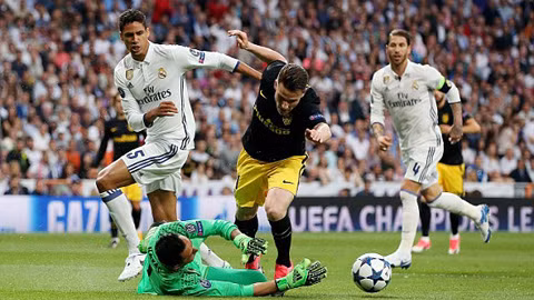 ronaldo lap hat trick real dat mot chan vao chung ket