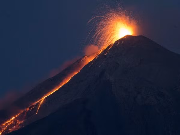 guatemala so tan hang tram dan thuong do nui lua fuego phun trao